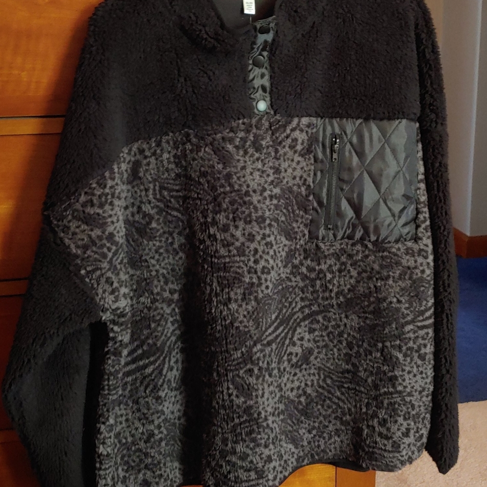 Seven. SHERPA Snap Pullover.  XXL.  SALE SALE SALE SALE